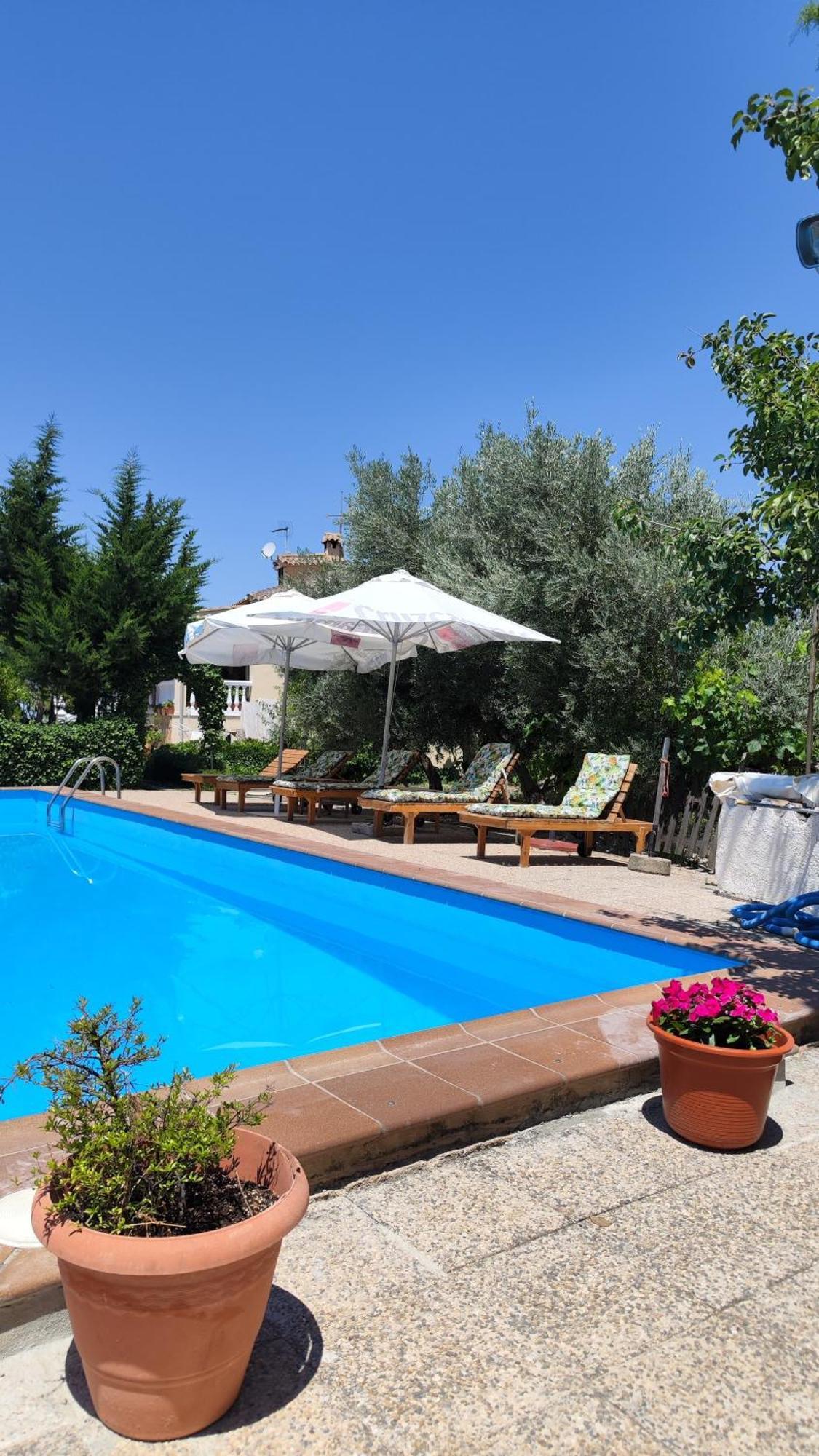 Villa Rosario La Iruela Bagian luar foto
